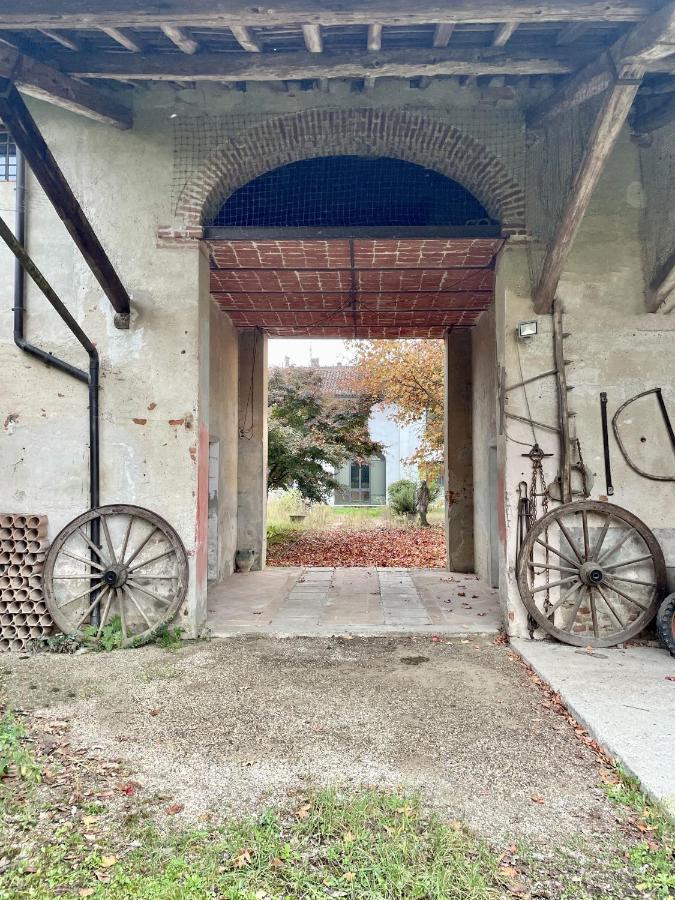 Affascinante Casale Brambilla Vicino Pavia Villa San Zenone al Po Kültér fotó