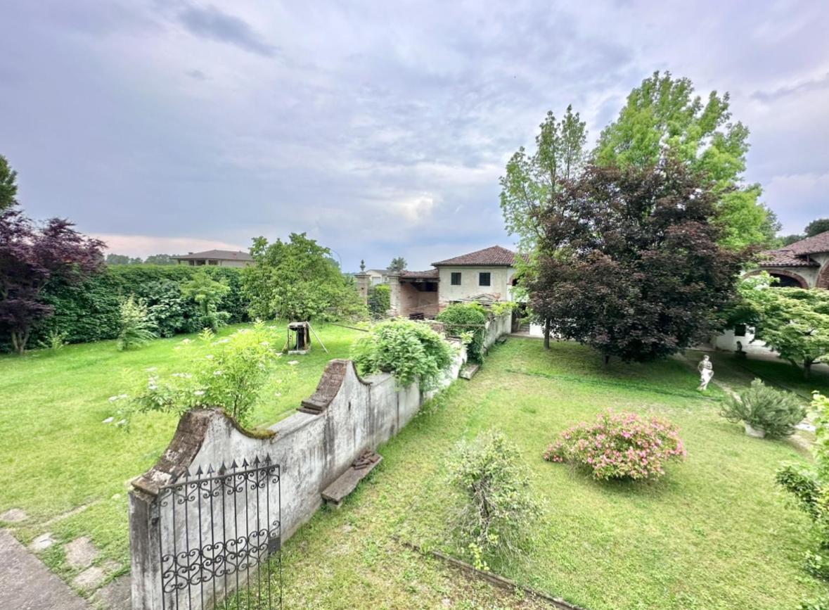 Affascinante Casale Brambilla Vicino Pavia Villa San Zenone al Po Kültér fotó